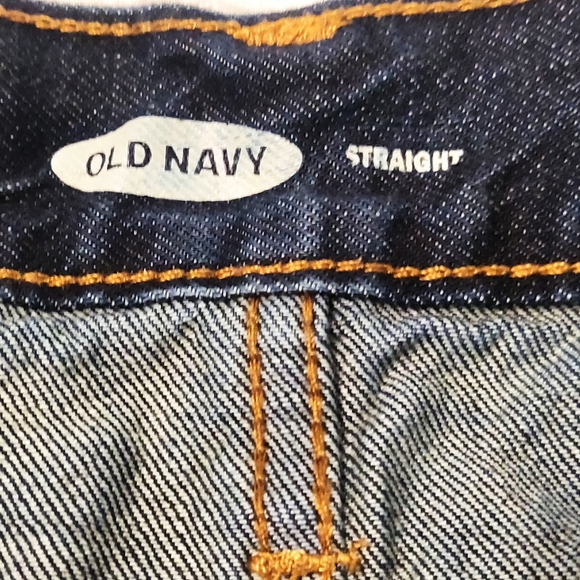 Old Navy 34X32 blue jeans. - Picture 4 of 6